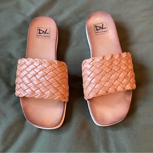 Dirty Laundry. Braided sandal. Size 8. Tan and white.